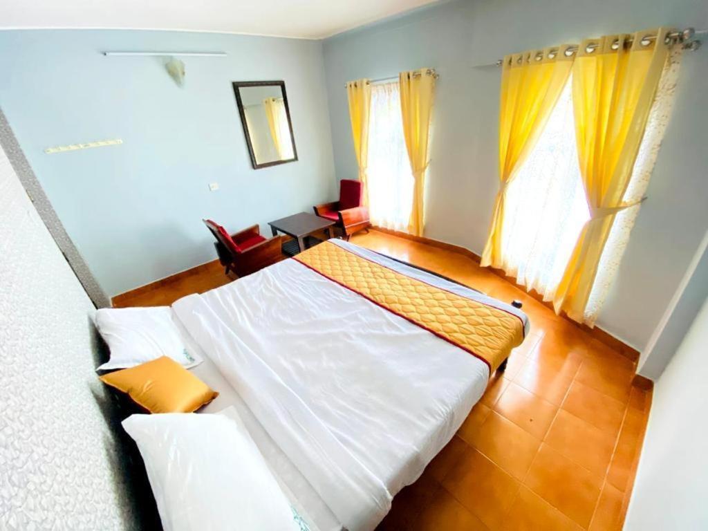 Bed and Breakfast Bob Leisure'S Udagamandalam Exterior foto